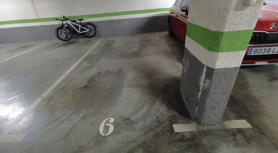 867